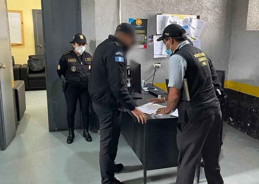 Agentes PNC sentenciados a prisión