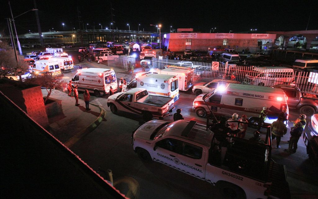 migrantes mueren tras incendio en albergue de Ciudad Juárez, México