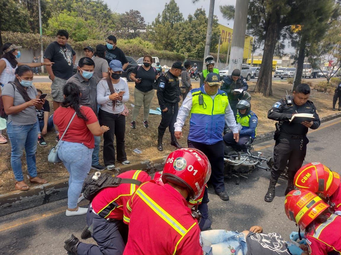 motorista atropella a manifestante en zona 12