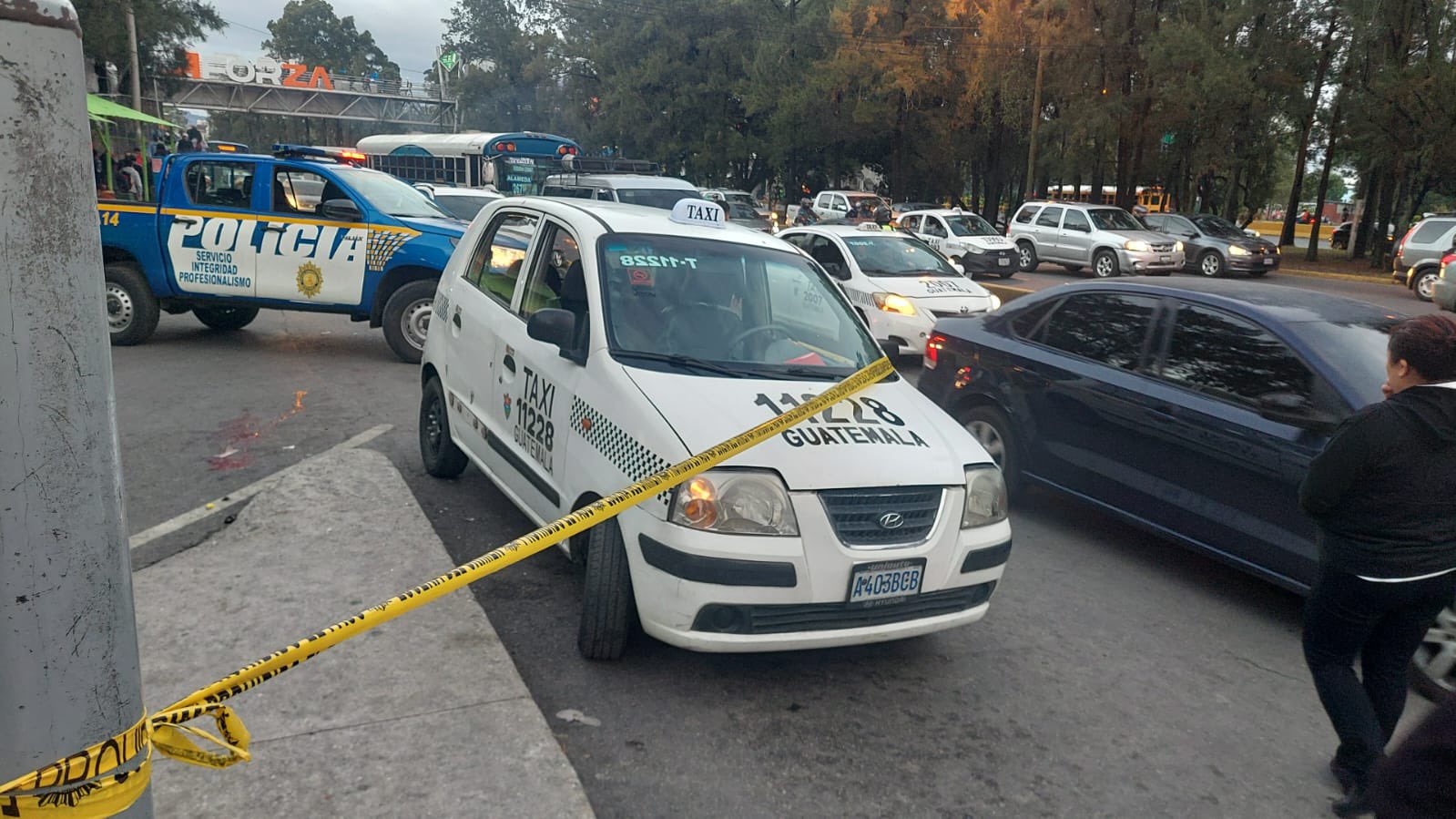 ataque armado contra taxi en zona 11