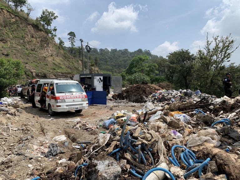 Localizan cadáver envuelto en sábanas en San Pedro Ayampuc