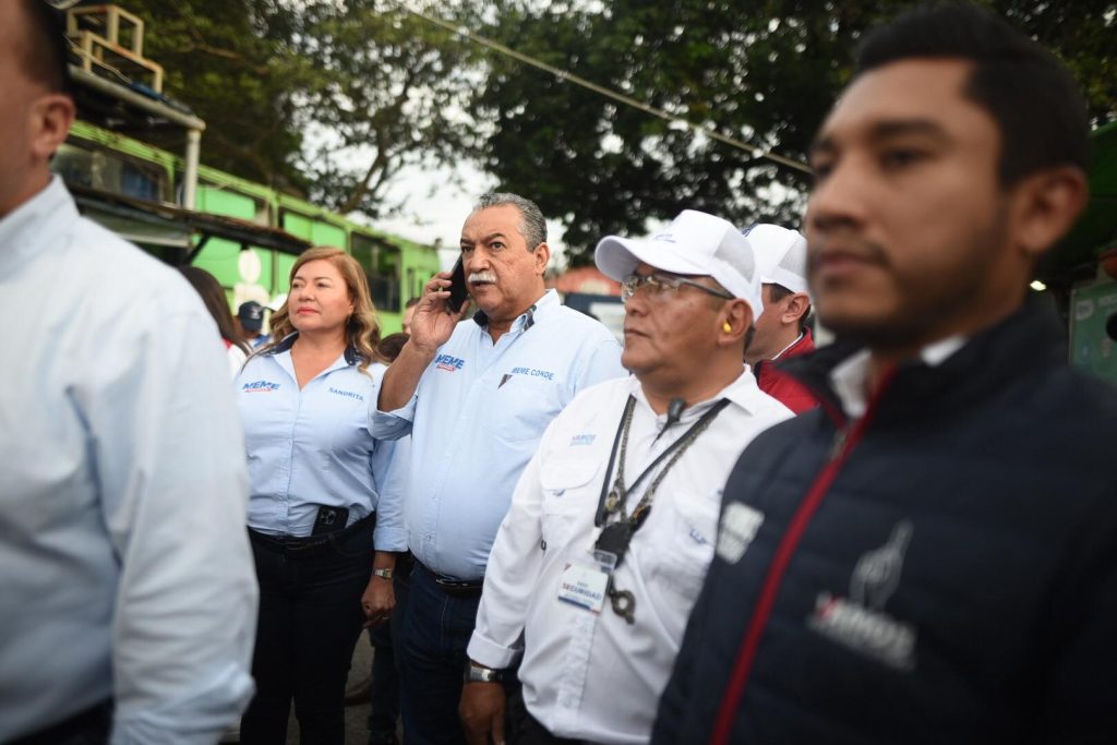 cierre de campaña del partido Vamos