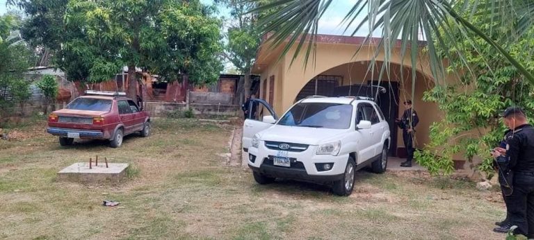 matanza en Santa Elena, Petén