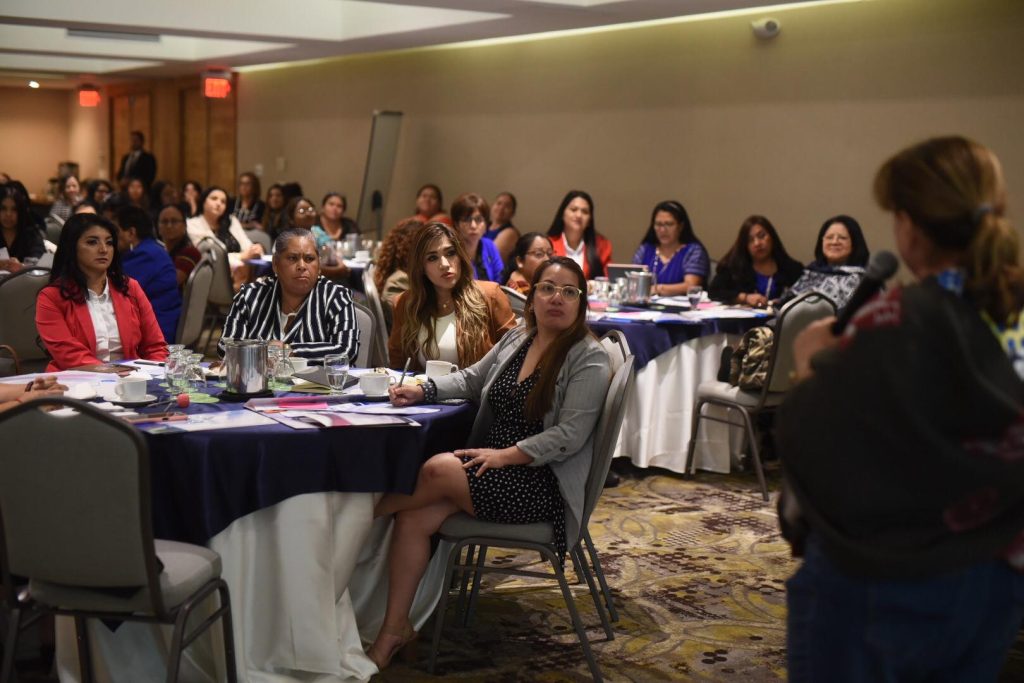 Encuentro sobre liderazgo y prevención de la violencia política contra las mujeres