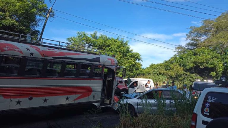 accidente en ruta a El Salvador