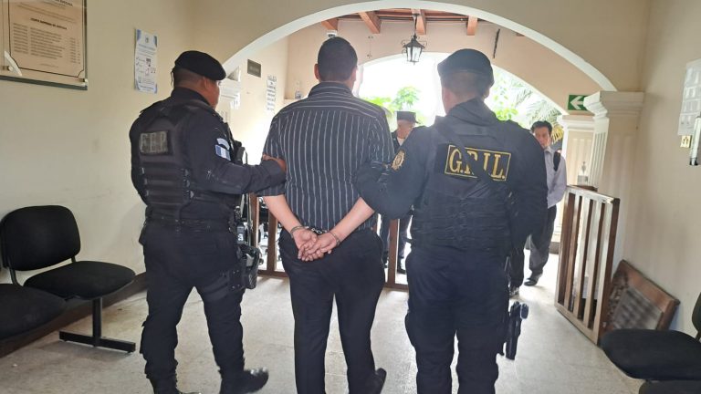 Capturados por muerte de maestra