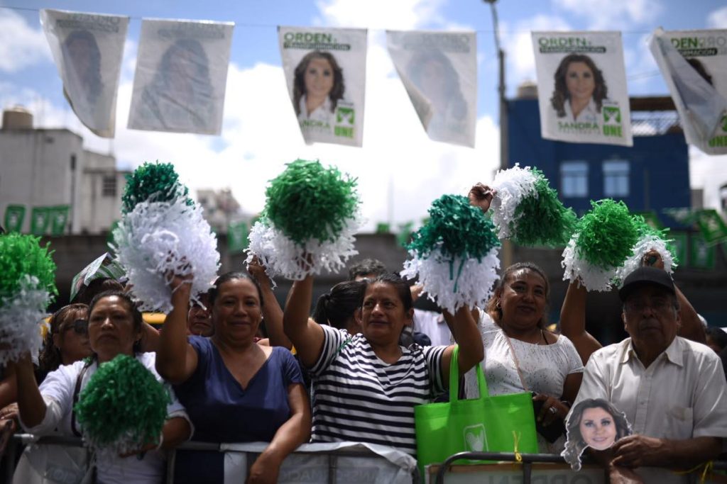 cierre de campaña de Sandra Torres de UNE