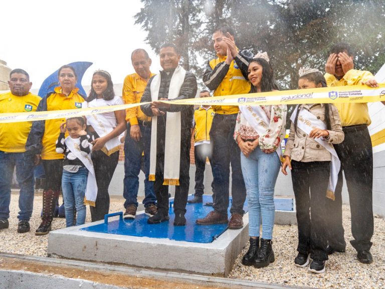 Inauguración de pozo de agua en Santa Catarina Pinula