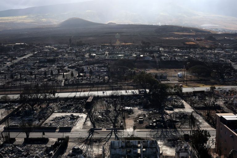 Mortales incendios en Hawaii