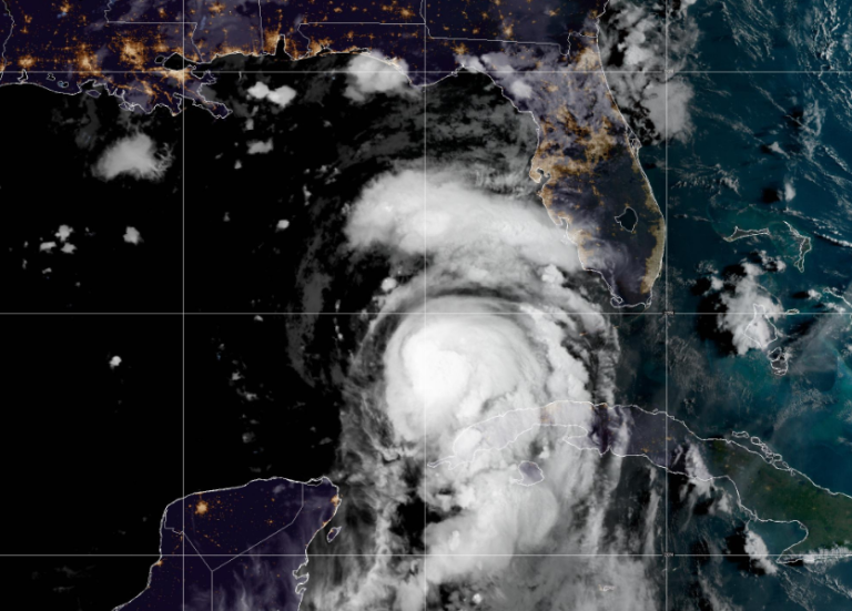 Huracán Idalia cerca de Florida