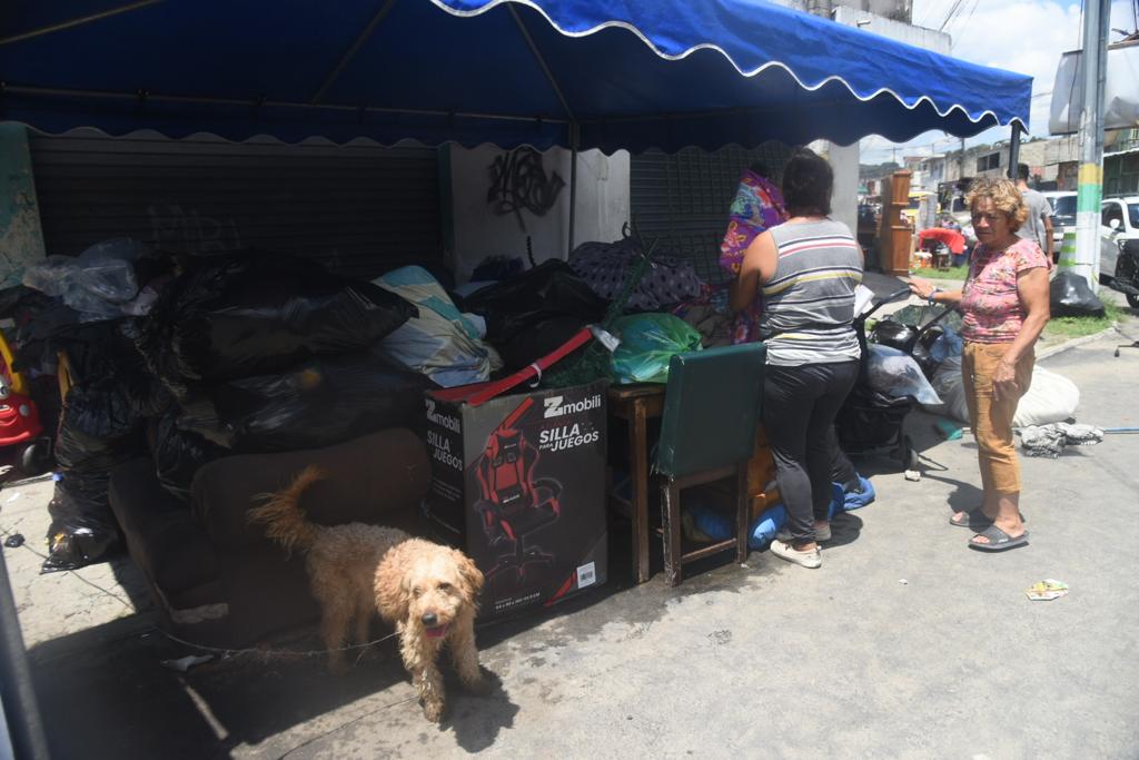 viviendas en riesgo por socavamiento en San Miguel Petapa