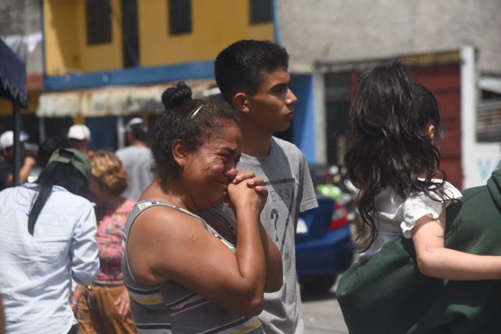 viviendas en riesgo por socavamiento en San Miguel Petapa