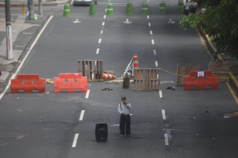 bloqueo en la avenida Petapa