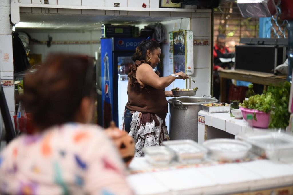 venta de fiambre en el mercado central