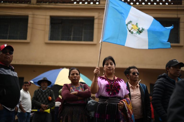 manifestaciones frente al Ministerio Público para exigir la renuncia de la fiscal general, Consuelo Porras