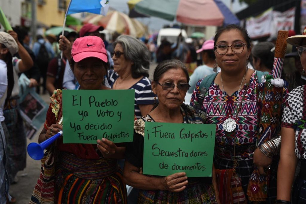 manifestación frente al Ministerio Público