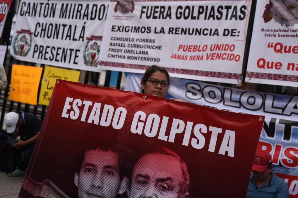 manifestación frente al Ministerio Público