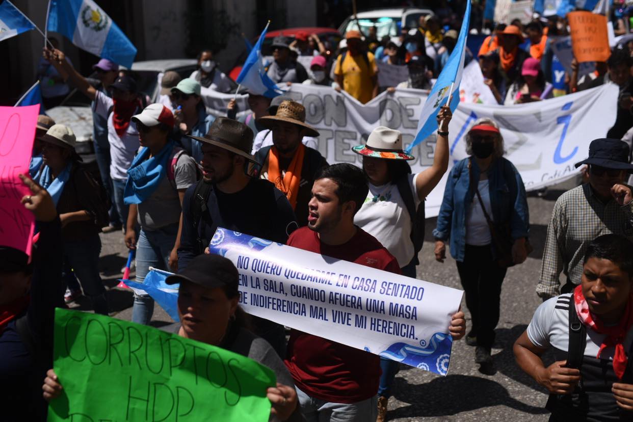 marcha de estudiantes de la Usac en la capital