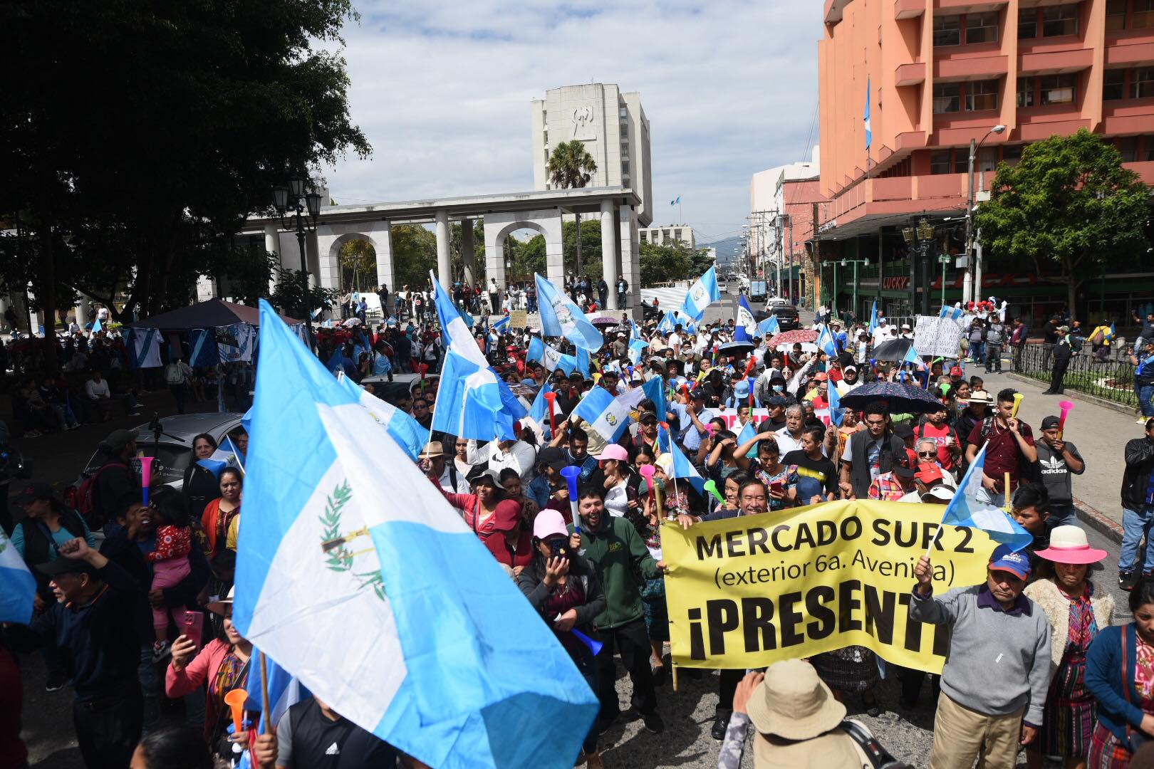 marcha de vendedores de mercados en la capital