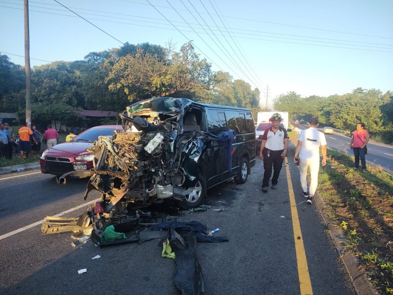 Dos muertos tras accidente de tránsito en ruta al Pacífico