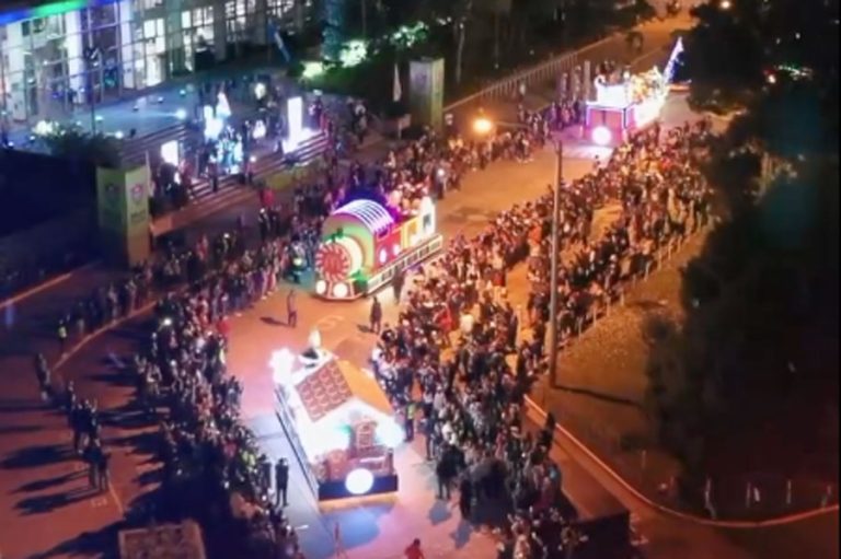 Desfile Navideño de la Municipalidad