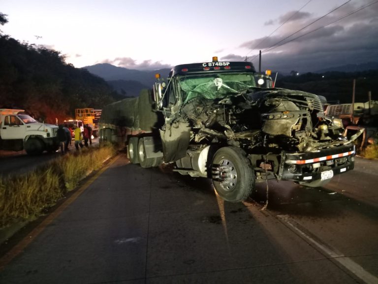 accidente en Km. 32 ruta al Atlántico