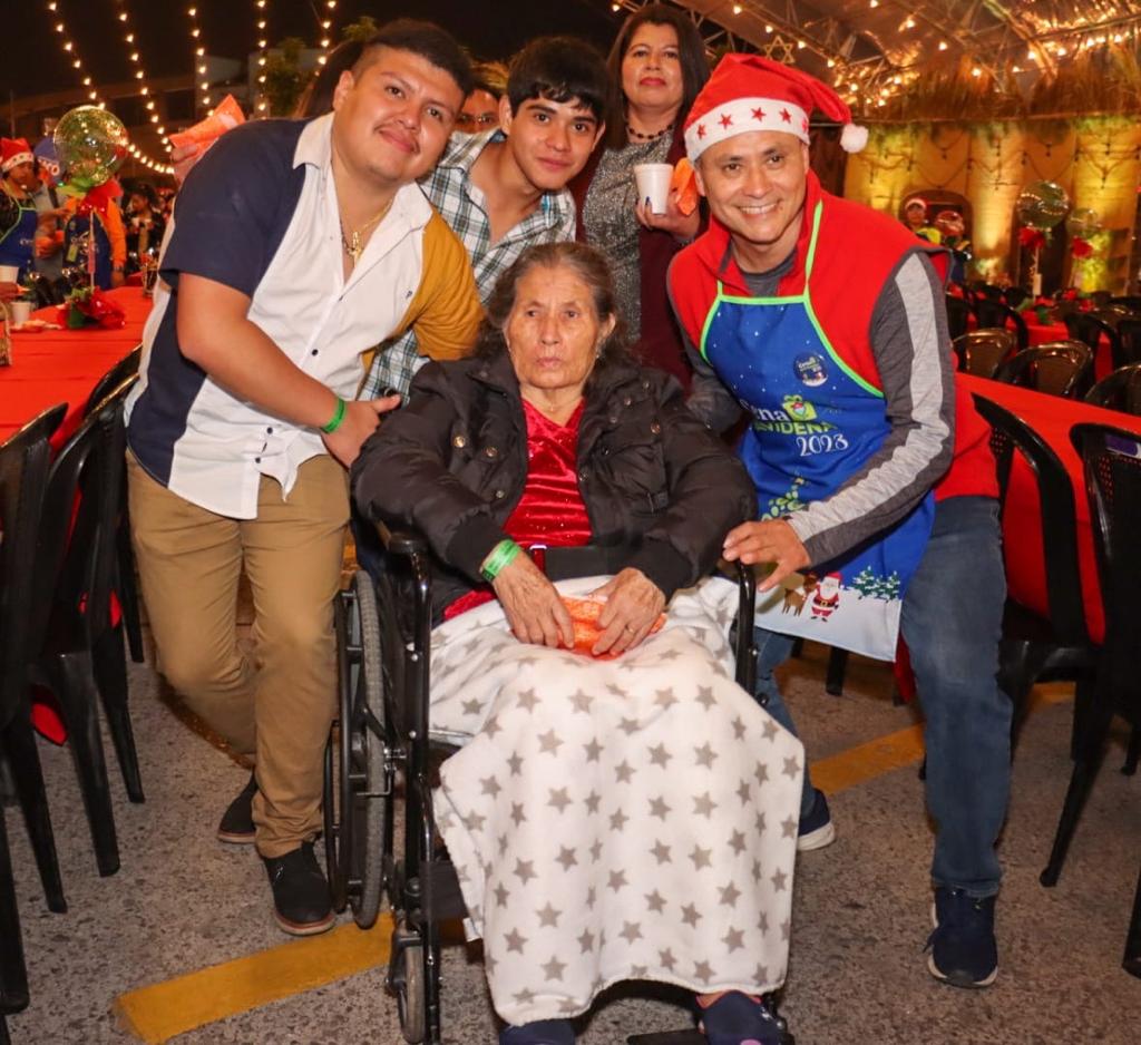 cena navideña de la municipalidad de Guatemala