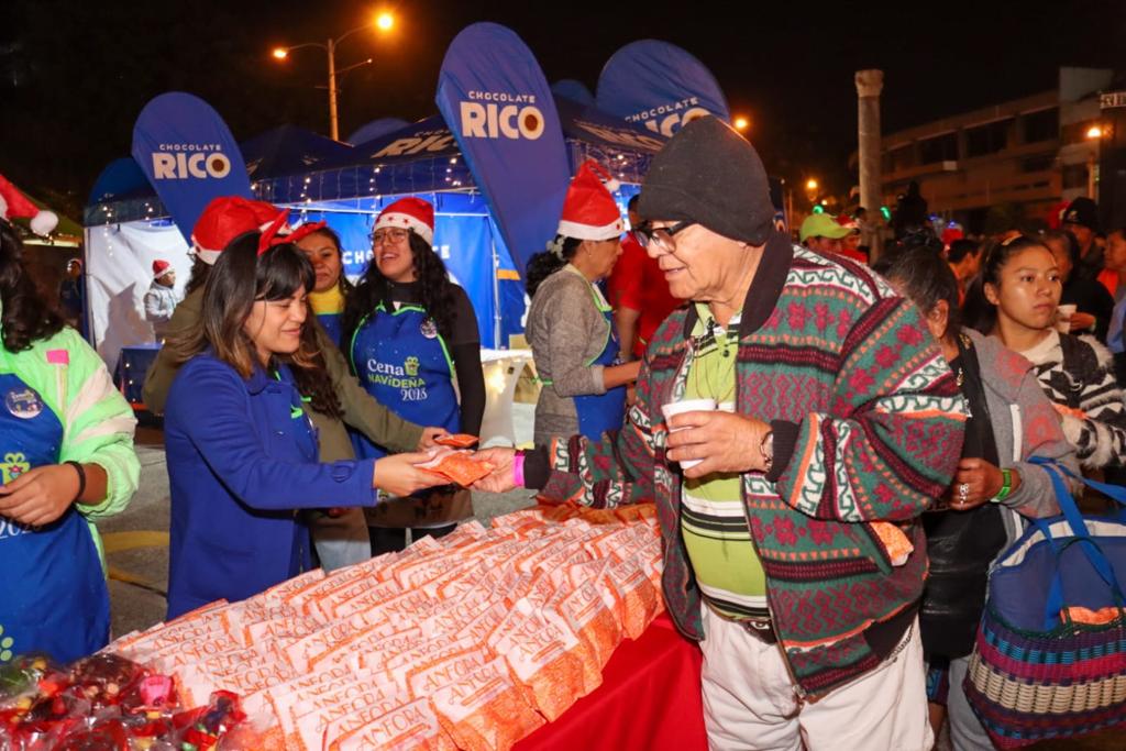 cena navideña de la municipalidad de Guatemala