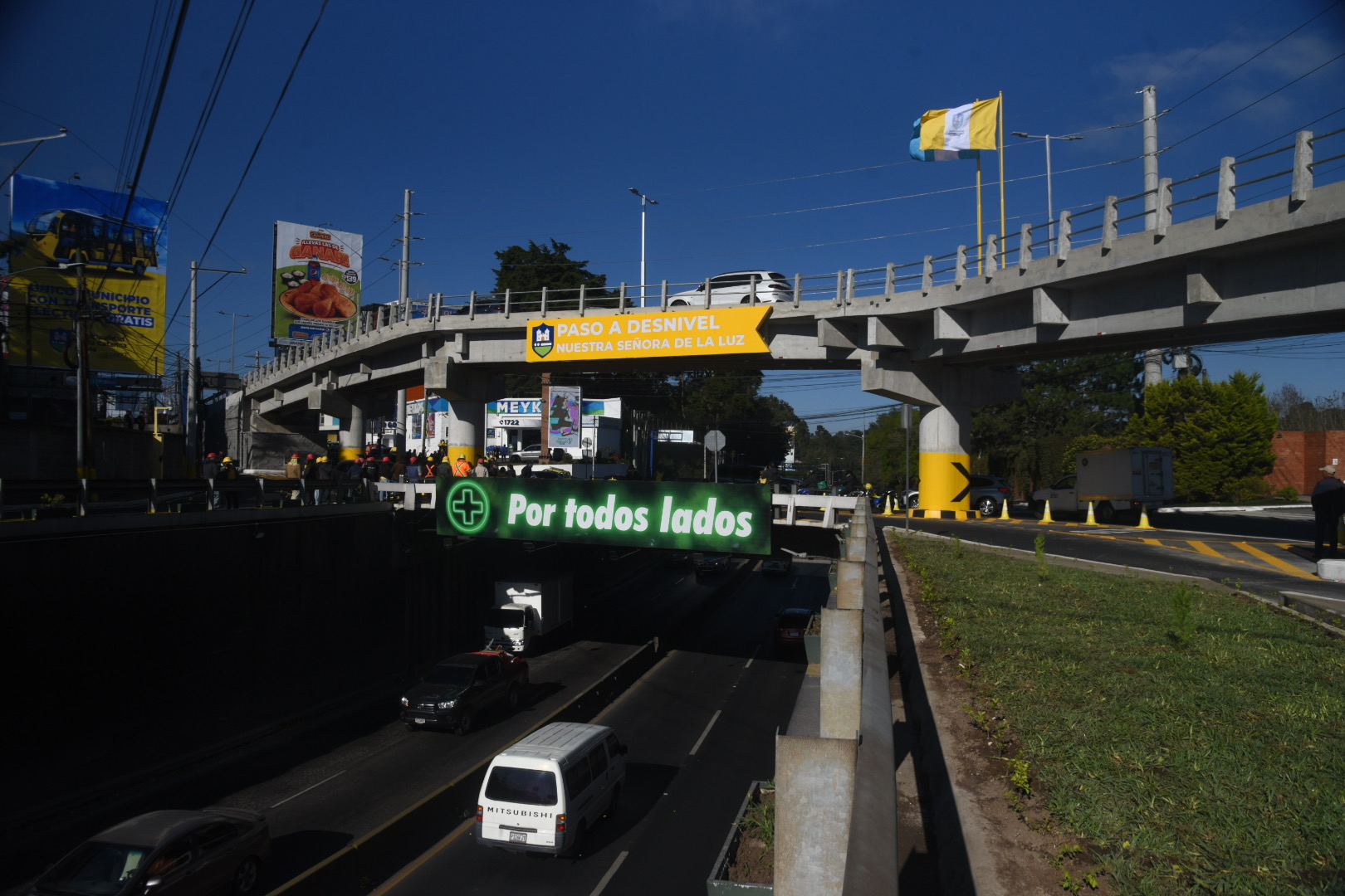 Inauguran paso a desnivel en Km. 13.5 de ruta a El Salvador