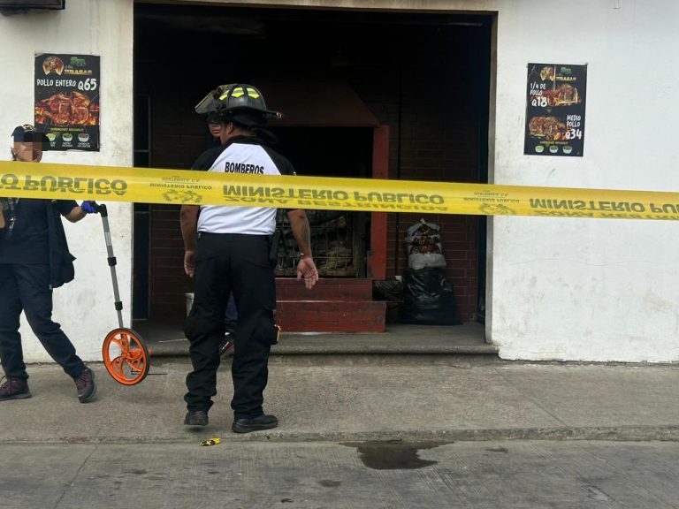 taque armado en venta de comida de Santa Catarina Pinula