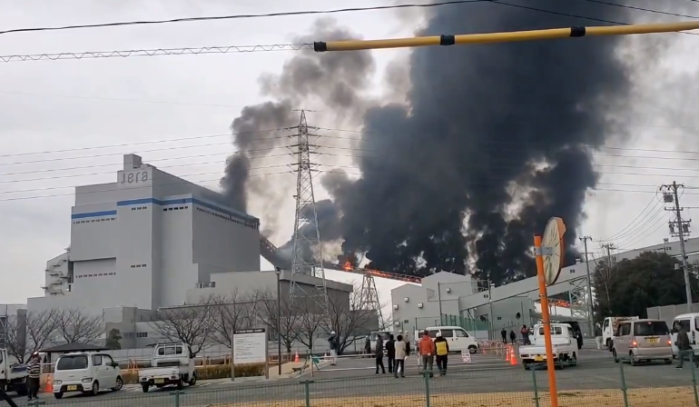 Explosión en central térmica de Taketoyo, Japón