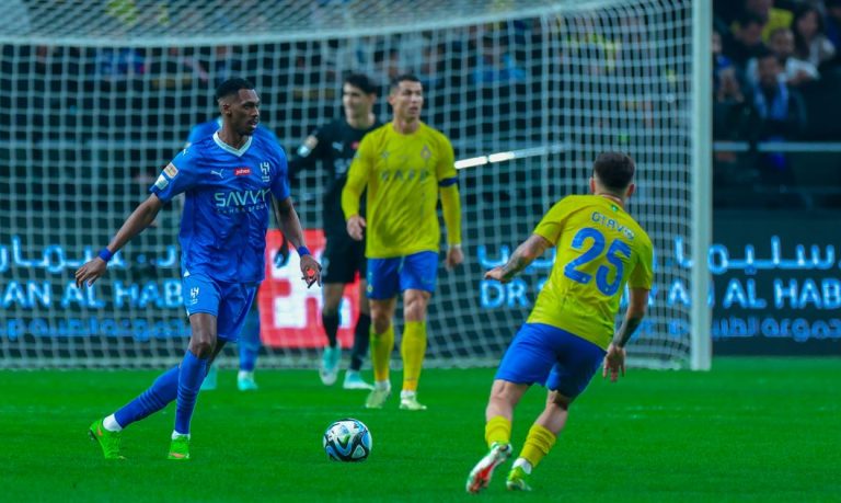 Al Hilal vence a Al Nassr de Cristiano Ronaldo