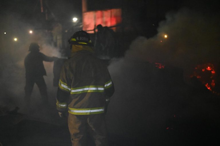 incendio en viviendas de San Juan Sacatepéquez