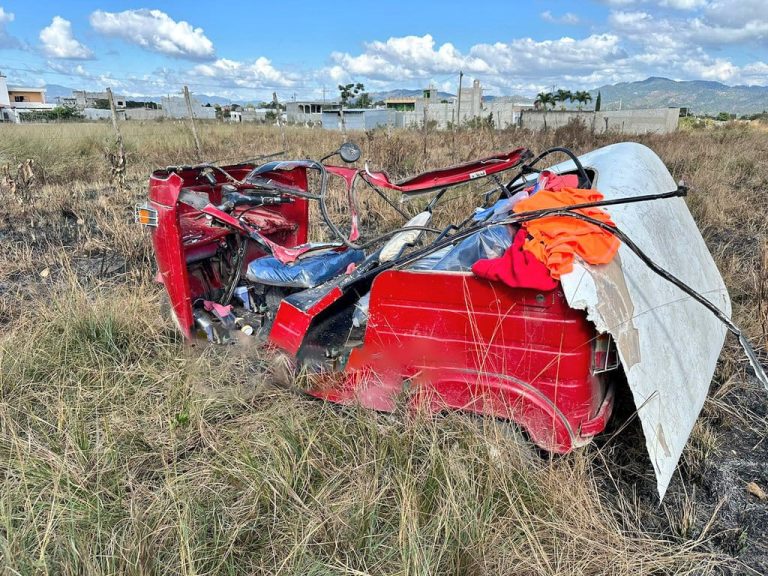 Muere conductor de mototaxi tras accidente en pista de Chiquimula