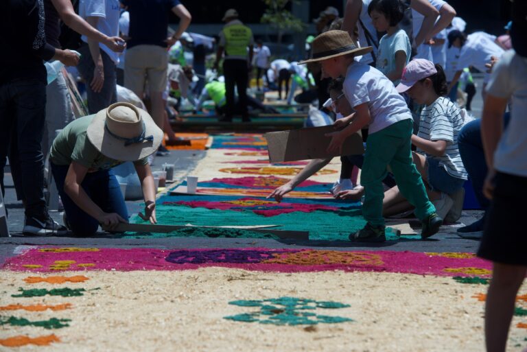 alfombra-de-la-ciudad-viernes-santo-1