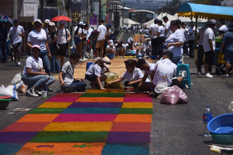 alfombra-de-la-ciudad-viernes-santo-13