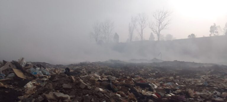 incendio en el vertedero de Amsa