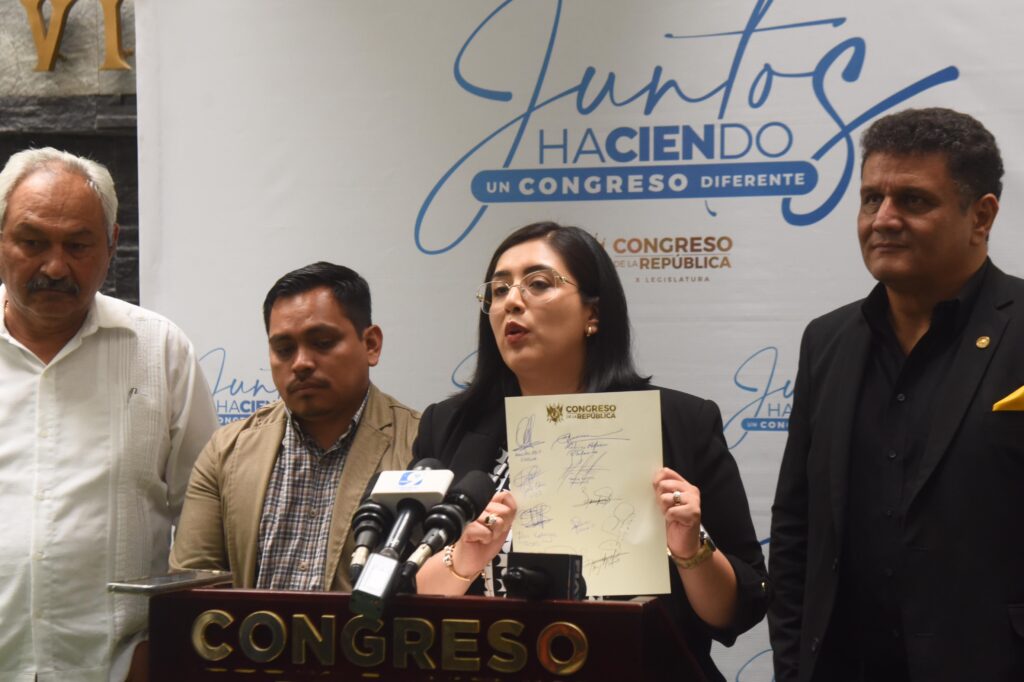 Presentan iniciativa de ley denominada “Transparencia en Adquisiciones”