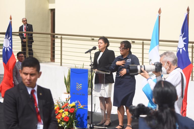 edificio de Neonatología en hospital San Juan de Dios donado por Taiwán